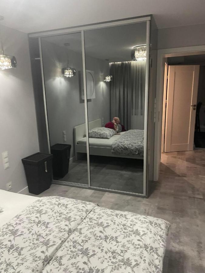 Apartament Poniatowa Apartment ภายนอก รูปภาพ