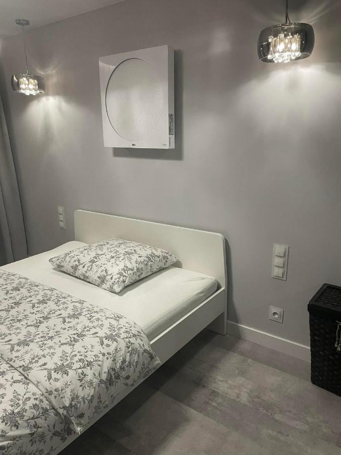 Apartament Poniatowa Apartment ภายนอก รูปภาพ